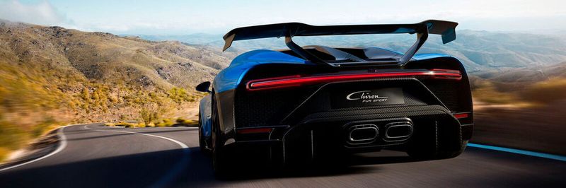 Der Chiron Pur Sport von Bugatti erreicht eine Spitzengeschwindigkeit von 350 km/h und beschleunigt von 0 auf 100 km/h in 2,3 Sekunden.