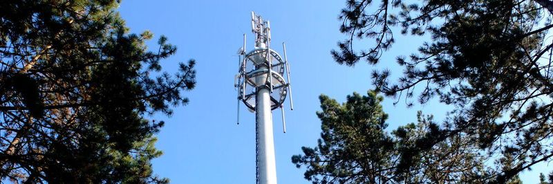 In der Welt des Mobilfunks gibt es keine Ruhepause. Die Carrier treiben auch in der Covid-19-Krise den Ausbau ihrer LTE- und 5G-Netze voran.