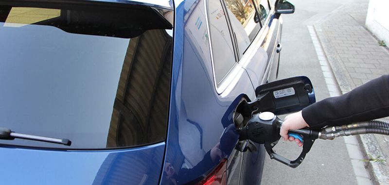Betankung eines Gasfahrzeugs beim Mobilitätsdemonstrator «move» an der Empa.