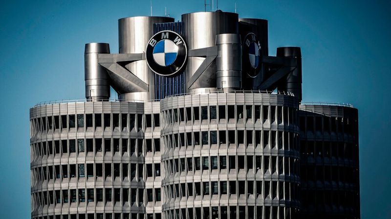 BMW will die weltweiten Lieferketten von Rohstoffen und Bauteilen künftig mit Blockchain-Technik zurückverfolgen.