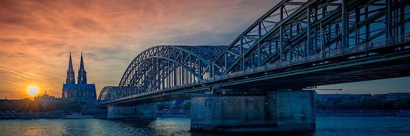 Bei der Stadt Köln existiert im Bereich IT-Sicherheit eine enge Zusammenarbeit mit anderen Kommunen, und zwar über den Verband der Kommunalen IT-Dienstleister (KDN).