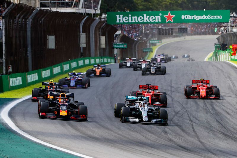 Die Formel 1 könnte im Juli die Saison wieder fortsetzen, aber vorerst ohne Zuschauer.