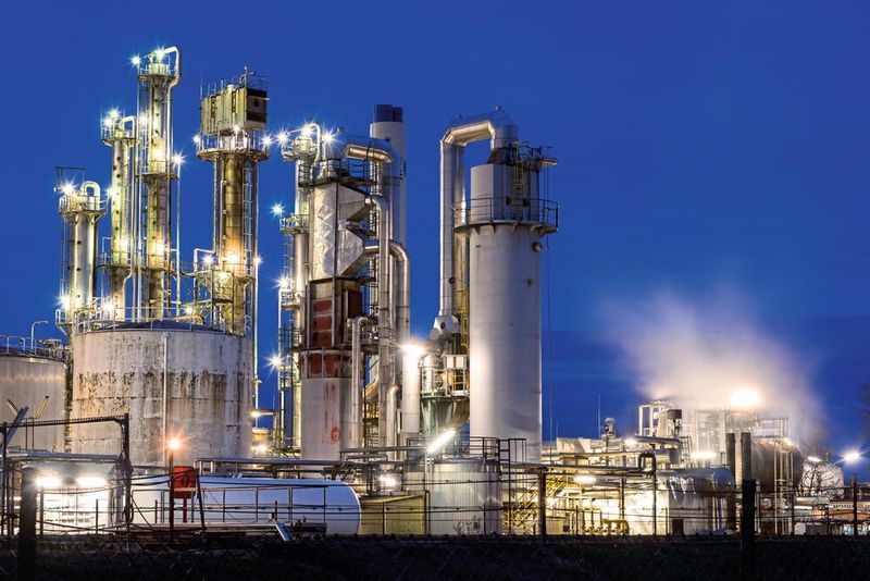 Eine Magnetventilsteuerung sorgt für die energieeffiziente Reinigung von Filtern in Entstaubungsanlagen, zum Beispiel von Chemiewerken.