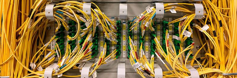 Das IT Center der RWTH Aachen ist unter anderem für die Glasfaseranbindung des 5G-Netzes zuständig.