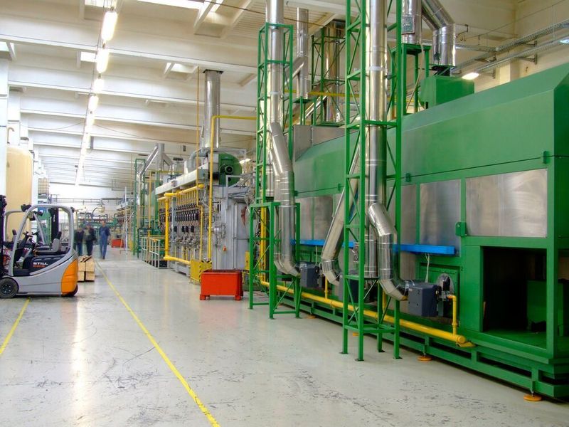 In Produktionsumgebungen werden immer wieder Veränderungen nötig. Sei es die Erweiterung einer bestehenden Prozesstechnik, eine Veränderung der Lagerbedingungen oder eine Neuerung in der Fördertechnik. Bei der Planung gilt es, einige Störfaktoren zu beachten.