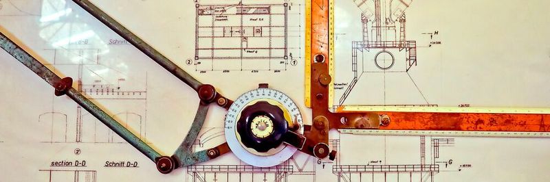 Um wirklich sichere Produkte zu schaffen, müssen Hersteller alle Gerätefunktionen schon beim Design darauf abklopfen, welche Aspekte für Cyberrisiken verantwortlich sein können.