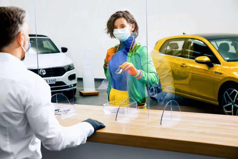 Eine Kaufprämie für Autokäufer: Kurbelt sie die Wirtschaft an oder verbrennt sie Geld?