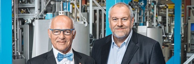 „2019 war ein gutes Jahr für Endress+Hauser“, betonte Matthias Altendorf. „Unser Wachstum war breit abgestützt und ausgewogen.“ - Im Bild; Klaus Endress, Präsident des Verwaltungsrats (links), und Matthias Altendorf, CEO der Endress+Hauser Gruppe.