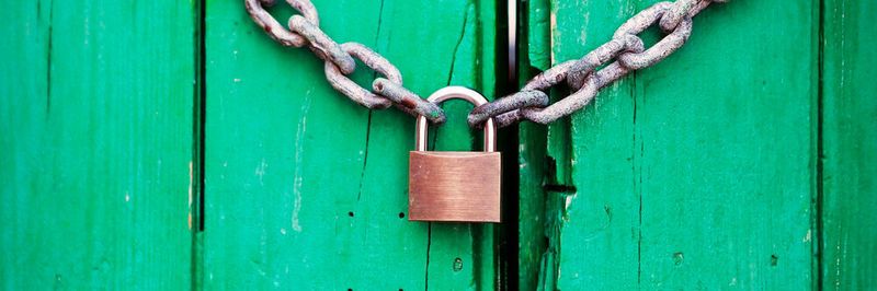 Corona: Gesundheit kontra Wirtschaft? Sinnvolle Szenarien zur Eindämmung des Virus.