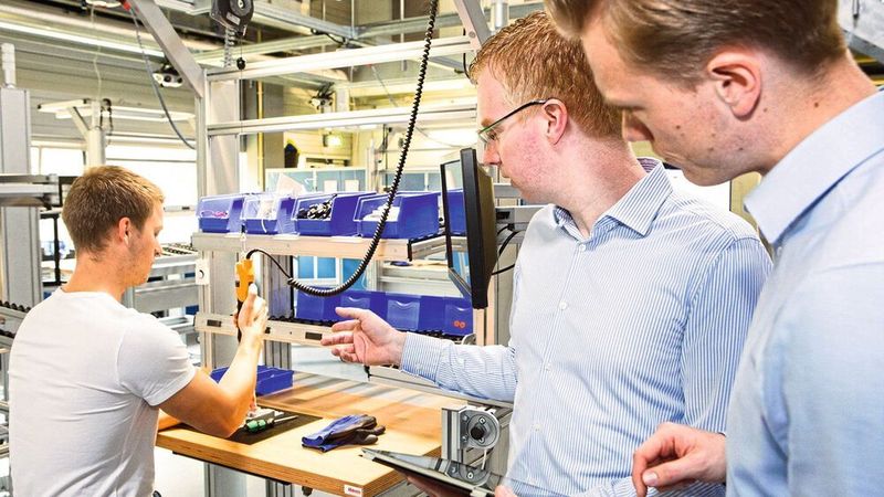 Mithilfe von smarter Technologie und entsprechender Expertise lassen sich Montageprozesse optimieren.