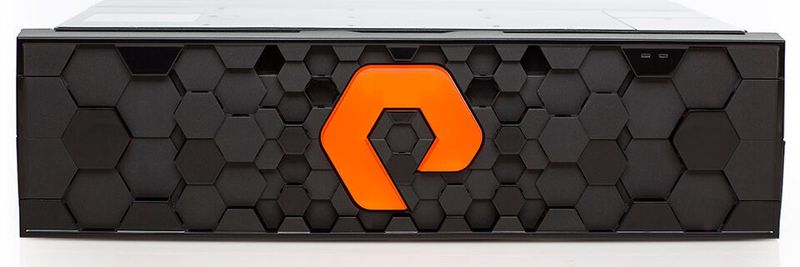 Da weiß man, was drin ist: Das Pure-Storage-Logo steht für All-Flash-Speicher.
