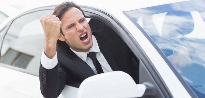 Weniger als eiN Viertel (23%) der Befragten ist der Meinung, dass die Einführung eines Tempolimits auf Autobahnen das Aggressionslevel der Autofahrer senken könnte.