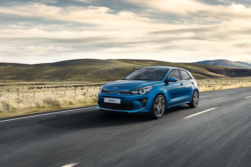 Zum Sommer bringt Kia den Kleinwagen Rio in einer gelifteten Version auf den Markt.