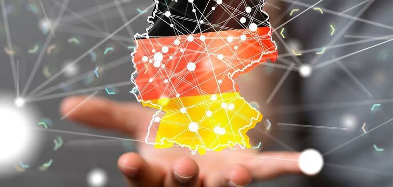 Der Pkw-Besitz hat einen hohen Einfluss auf das Mobilitätsverhalten von Personen. In großen Städten gibt es prozentual mehr Haushalte ohne Pkw als in kleinen. Berlin ist die Hochburg: Hier kommt rund die Hälfte (51 Prozent) der Haushalte ohne Auto aus.