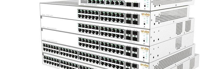 Die Switches der Aruba-Instant-On-1930-Serie sind mit acht, 24 oder 48 1G-Ports mit PoE- und 10G-Hochgeschwindigkeitskonnektivität verfügbar.