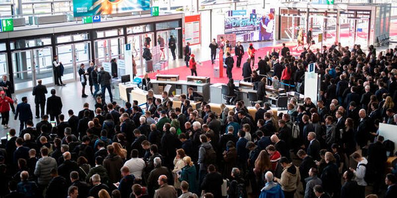 Solche Bilder wird es dieses Jahr nicht geben: Die Hannover Messe findet vom 14. bis 15. Juli 2020 digital statt.