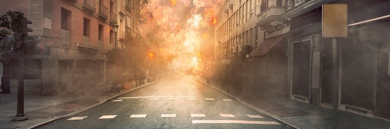 Sicherheitslücken können in Unternehmen – ähnlich einer Explosion – drastische Verwüstung hinterlassen. Doch wie wird das Vertrauen zu Behören und IT-Beratern beeinflusst, wenn es Fehlalarme gibt?