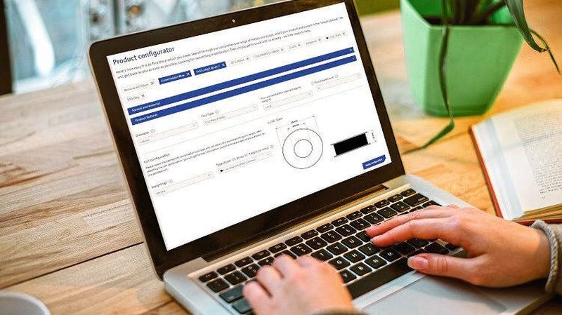 Online-Konfigurator für Lotlegierungen: In mehreren Schritten werden alle gewünschten oder applikationsrelevanten Parameter abgefragt und verarbeitet. Nicht mögliche Kombinationen werden dabei automatisch ausgeschlossen.