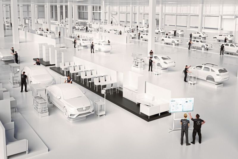 Elektroautos, Self-Driving-Cars oder Fahrzeuge mit Verbrennungsmotor – in der Factory 56 laufen die unterschiedlichsten Modelle auf einer Montagelinie.