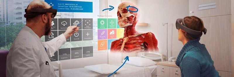 Die cloudbasierte Anwendung von Apoqlar konstruiert auf Basis von MRT- und CT-Aufnahmen ein dreidimensionales Abbild von Körperregionen, das sie in der Mixed-Reality-Brille Hololens darstellt.