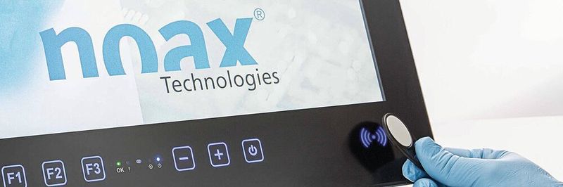 Der RFID-Leser von noax ist bei der neuen IPC-Generation des gleichen Herstellers direkt im Gehäuse integriert.