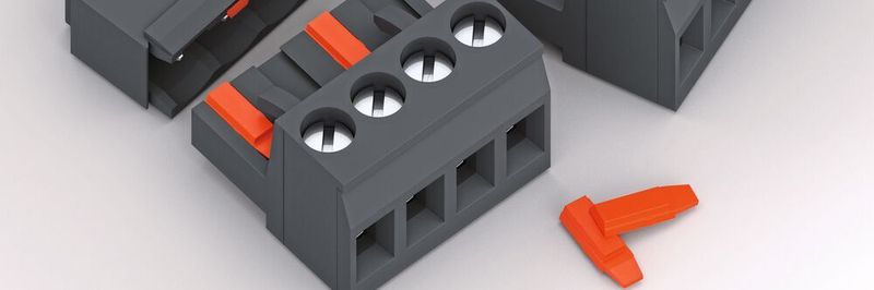 Neben festkodierten Steckverbindersystemen gibt es auch solche, die dem Anwender selbst eine variable Kodierung durch die kleinen Keile in den Polkammern ermöglichen.