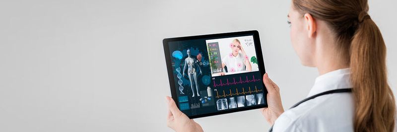 Über die Service-Plattformr von Bittium können Langzeit-EKG-Aufzeichnungen und -Analysen von mobilen medizintechnischen Systemen („Holter Monitoring Services“) verwaltet werden
