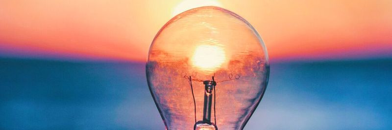 Die Aufgaben des Innovationsmanagements sind jetzt im gefühlten Chaos noch die gleichen wie sie vorher in der gefühlten Ordnung waren. Aber: Aufgrund des viel kleineren Erfolgsraums müssen diese Aufgaben in einer viel größeren Qualität und Geschwindigkeit geleistet werden. Mehr Durchsatz bei weniger Einsatz.