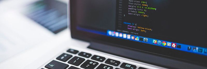 Moderne Cloud- und Mobil-Applikationen führen zu konkret messbaren Vorteilen für ein Unternehmen, indem sie etwa den zuverlässigen Betrieb der IT-Systeme erhöhen oder zum flexiblen Arbeiten zu Hause beitragen.