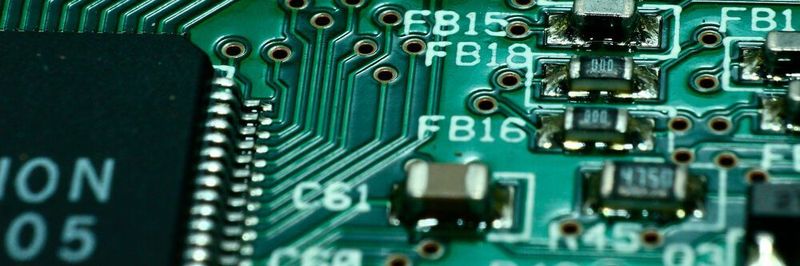 Die (Krisen-)Stimmung in der Fertigungsindustrie – Deutschland und USA im Vergleich. Befragt wurde auch die Elektronikbranche.