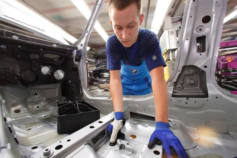 HP Pelzer habe beispielsweise BMW als Kunden verloren – wegen Missmanagements.