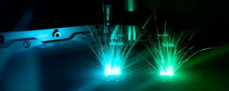 In Bayreuth arbeiten zukünftig fachfremde wie technische Fakultäten eng zusammen, um die Additive Fertigung aus verschiedenen Blickwinkeln zu beleuchten.