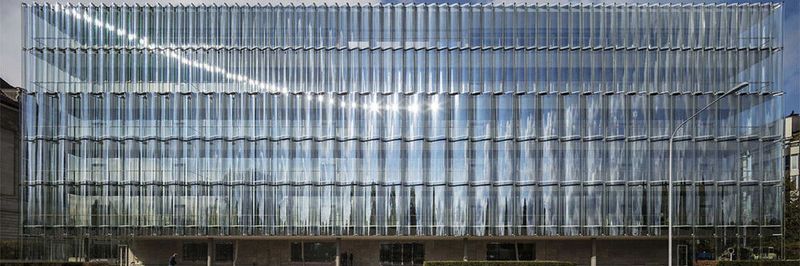 Wegen der Corona-Krise hat der Rückversicherer Swiss Re, hier die Konzernzentrale in Zürich, im ersten Halbjahr 2020 Milliardenverluste gemacht. Doch am 31. Juli bemerkte Finanzchef John Dacey: „Unsere Projektionen deuten darauf hin, dass wir das Schlimmste überstanden haben sollten.“