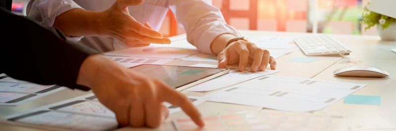 Daten spielen in einer vernetzten Welt eine wichtige Rolle – sie zu strukturieren und zu analysieren hilft dabei, Transparenz in Prozesse zu bringen.