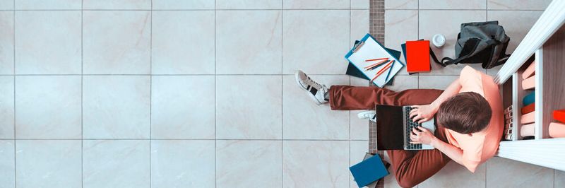 Api arbeitet künftig mit Lancom zusammen, um Systemhäuser bei Digitalisierungsprojekten im Rahmen des DigitalPakt Schule zu unterstützen.