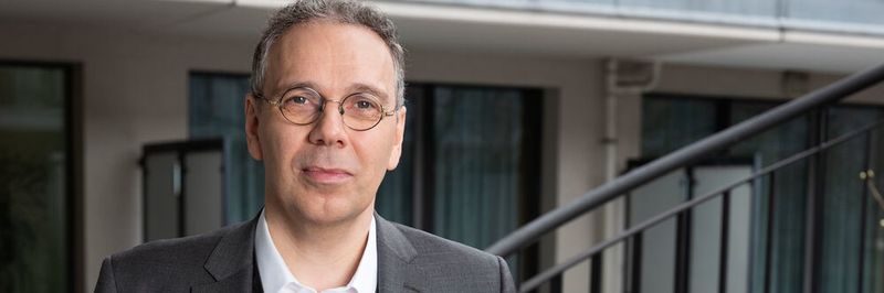 BV-Med-Geschäftsführer Dr. Marc-Pierre Möll zum Entwurf des Krankenhaus-Zukunftsgesetzes (KHZG): „Es muss um eine konsequente Patientenperspektive, um Lebensqualität, um Faktoren wie Mobilität nach chirurgischen Eingriffen gehen.“
