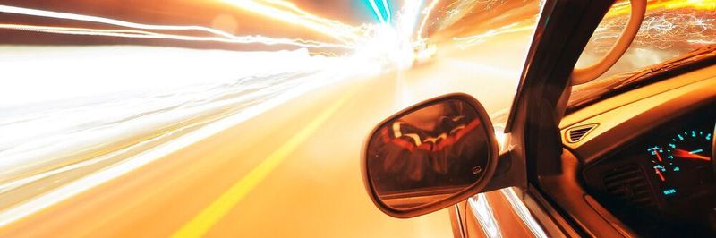 Branchenführer wie BMW, Ford, Renault, Honda und General Motors schlossen sich zur Mobility Open Blockchain Initiative (MOBI) zusammen, um die Einführung der Blockchain im Bereich des Automobilmarkts zu forcieren.