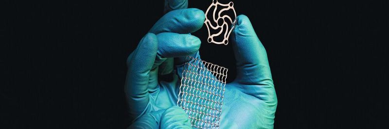 Die von Precision Micro hergestellten photochemisch geätzten Titan-Teile erfüllen die höchsten Ansprüche an den Sauberkeitsgrad.