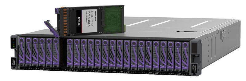 Openflex Data 24 von Western Digital kann mit bis zu 24 Dual-Port-NVMe-SSDs vom Typ DC SN840 bestückt werden.