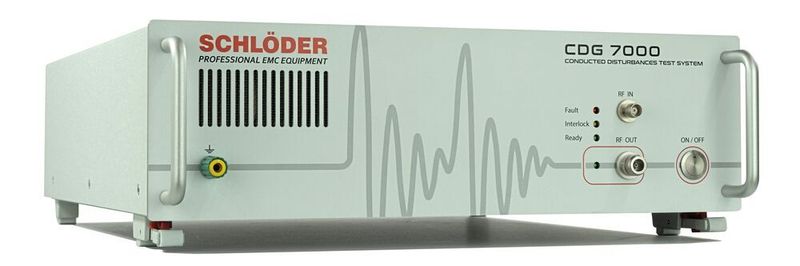 Das Prüfsystem CDG 7000 nach IEC 61000-4-6 kombiniert HF-Signalgenerator, HF-Leistungsverstärker und HF-Voltmeter mit drei Kanälen.