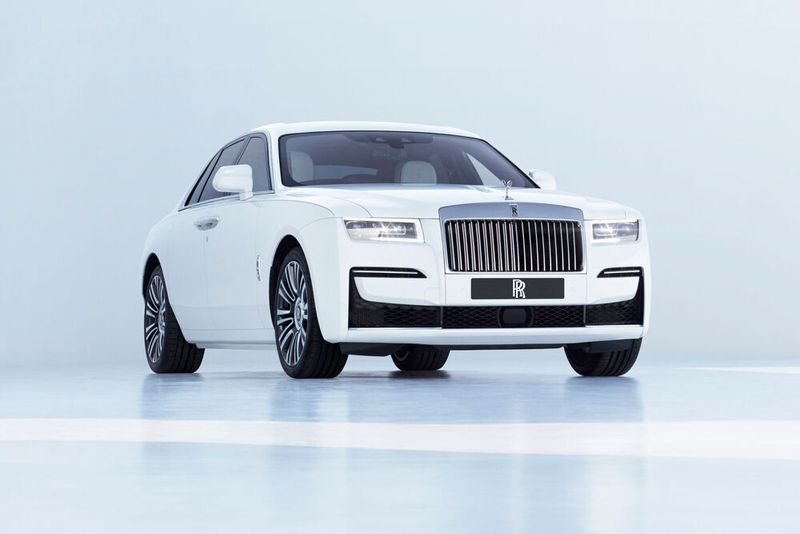 Vom Ghost hat Rolls-Royce nun die zweite Generation vorgestellt.