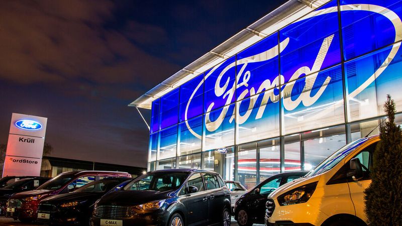Krüll-Ford-Store in Altona.