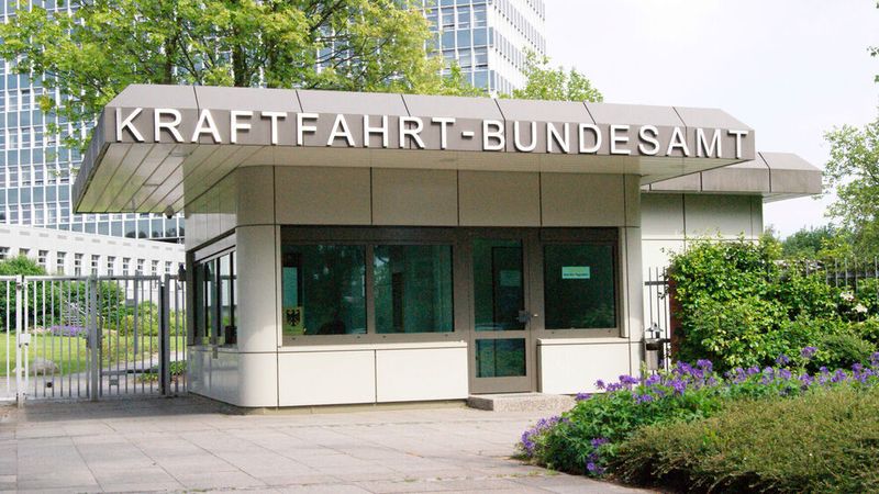 Das KBA ordnete im ersten Halbjahr Rückrufe für rund 850.000 Fahrzeuge an.