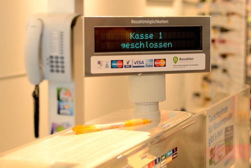 Betriebe müssen ihre elektronischen Kassen mit einem zertifizierten Sicherheitssystem aufrüsten.