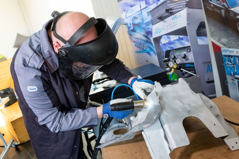 Praxis steht bei den Würzburger Karosserie- und Schadenstagen traditionell auf dem Programm.