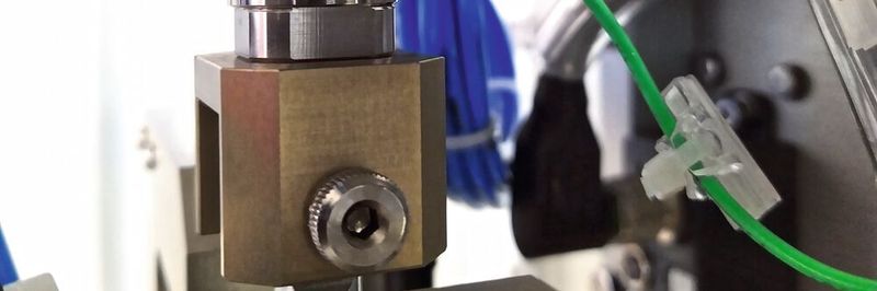 Mit dem Press-Force-Sensor 9323AA von Kistler werden zur 100-prozentigen Qualitätssicherung sowohl das Einsetzen des Medikaments als auch die Reintegration der Antriebseinheit des Autoinjektors überwacht.
