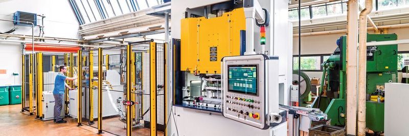 Die neu installierte RZU200 von Lauffer bei der Nägeli Swiss AG.