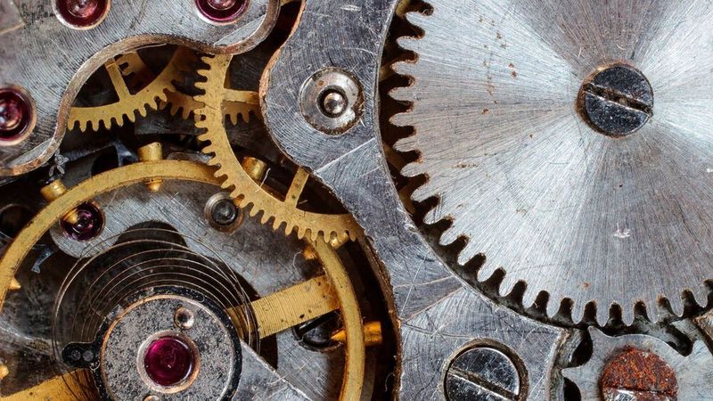 Die Folgen der Corona-Krise führen zu einem erheblichen Rückgang der wichtigen Kennziffern im Maschinenbau: Auftragseingang, Kapazitätsauslastung und Produktion.
