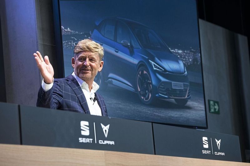 Einem Bericht des „Handelsblatt" zufolge soll Wayne Griffiths, Seat-Vertriebsvorstand und Chef der Performance-Marke Cupra, neuer CEO der spanischen Volkswagen-Tochter Seat werden.