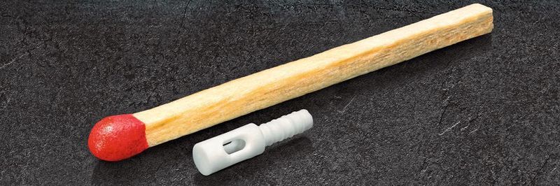 Filigrane, kleinste Bauteile, zum Beispiel Endoskopspitzen für minimalinvasive Eingriffe, lassen sich aus Keramik durch Mikrospritzgiessen prozesssicher fertigen.